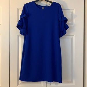 A-line dress with ruffle sleeves